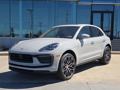 New 2026 Porsche Macan AWD/4WD image 1