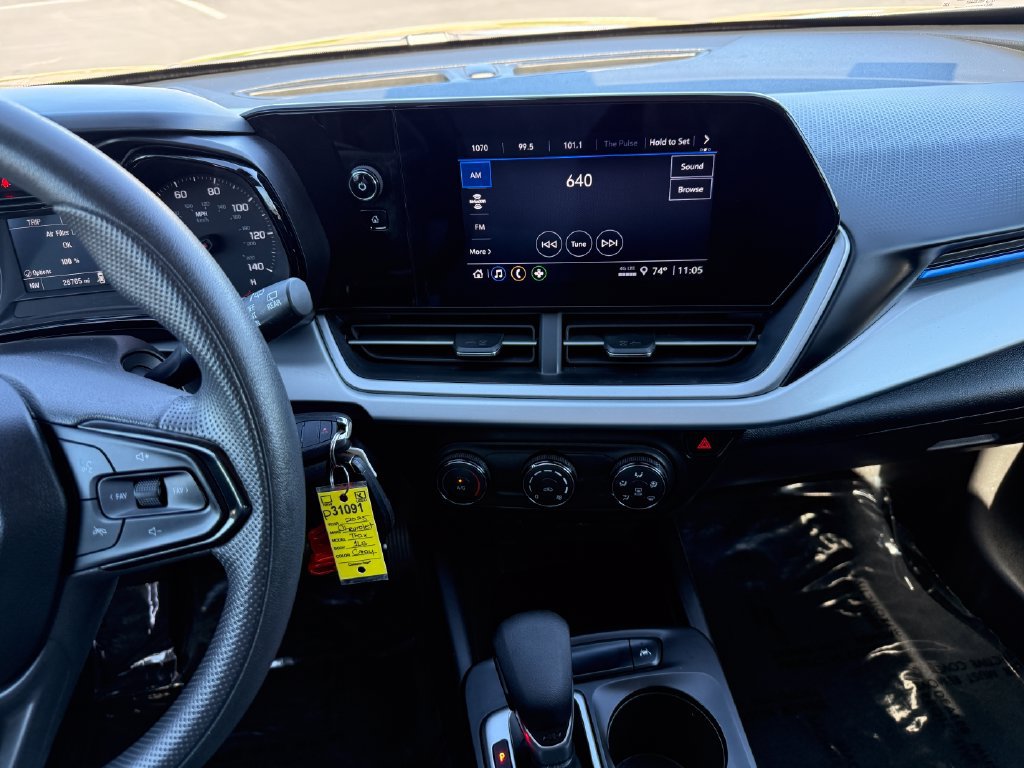 Used 2025 Chevrolet Trax LS FWD image 15