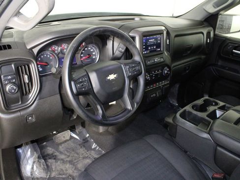 Used 2022 Chevrolet Silverado 1500 Custom w/ Safety Confidence Package image 20