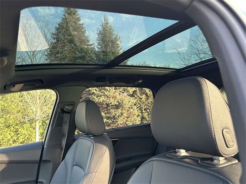 Certified 2025 Audi Q7 3.0T Premium Plus w/ Premium Plus Package image 23