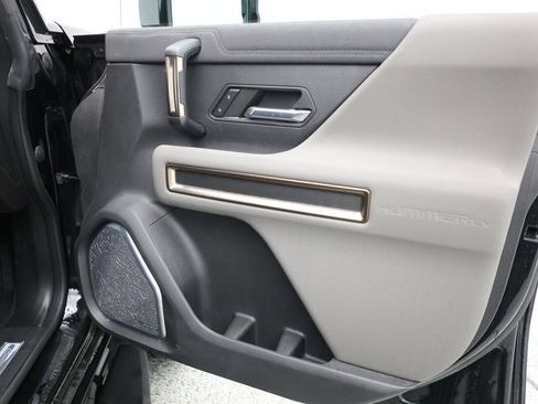 Used 2024 GMC Hummer EV 3X image 22