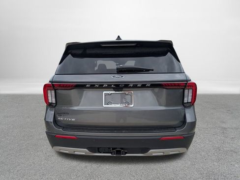 New 2026 Ford Explorer Active w/ Active Comfort Package image 4