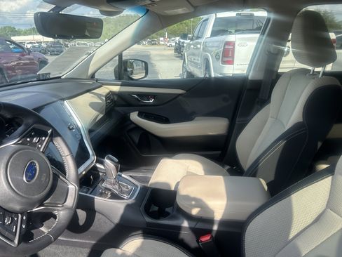 Used 2020 Subaru Outback Premium AWD/4WD image 17