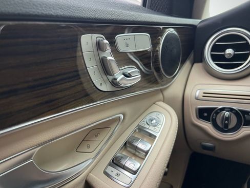 Used 2019 Mercedes-Benz C 300 Sedan image 50