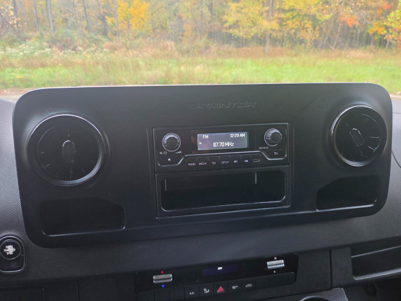 Used 2019 Mercedes-Benz Sprinter 170 image 24