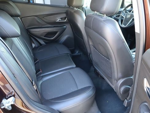 Used 2016 Buick Encore FWD image 17