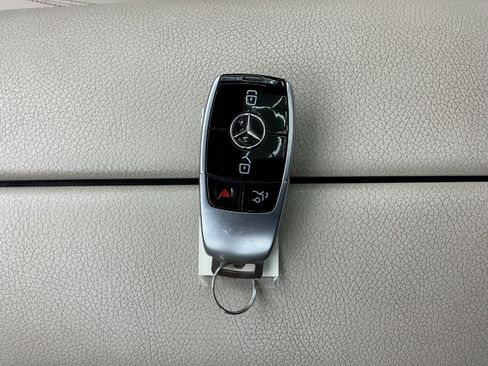 Used 2019 Mercedes-Benz E 300 w/ Premium 1 Package image 43
