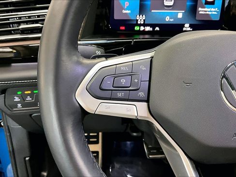 Used 2025 Volkswagen Atlas SEL Premium R-Line image 20