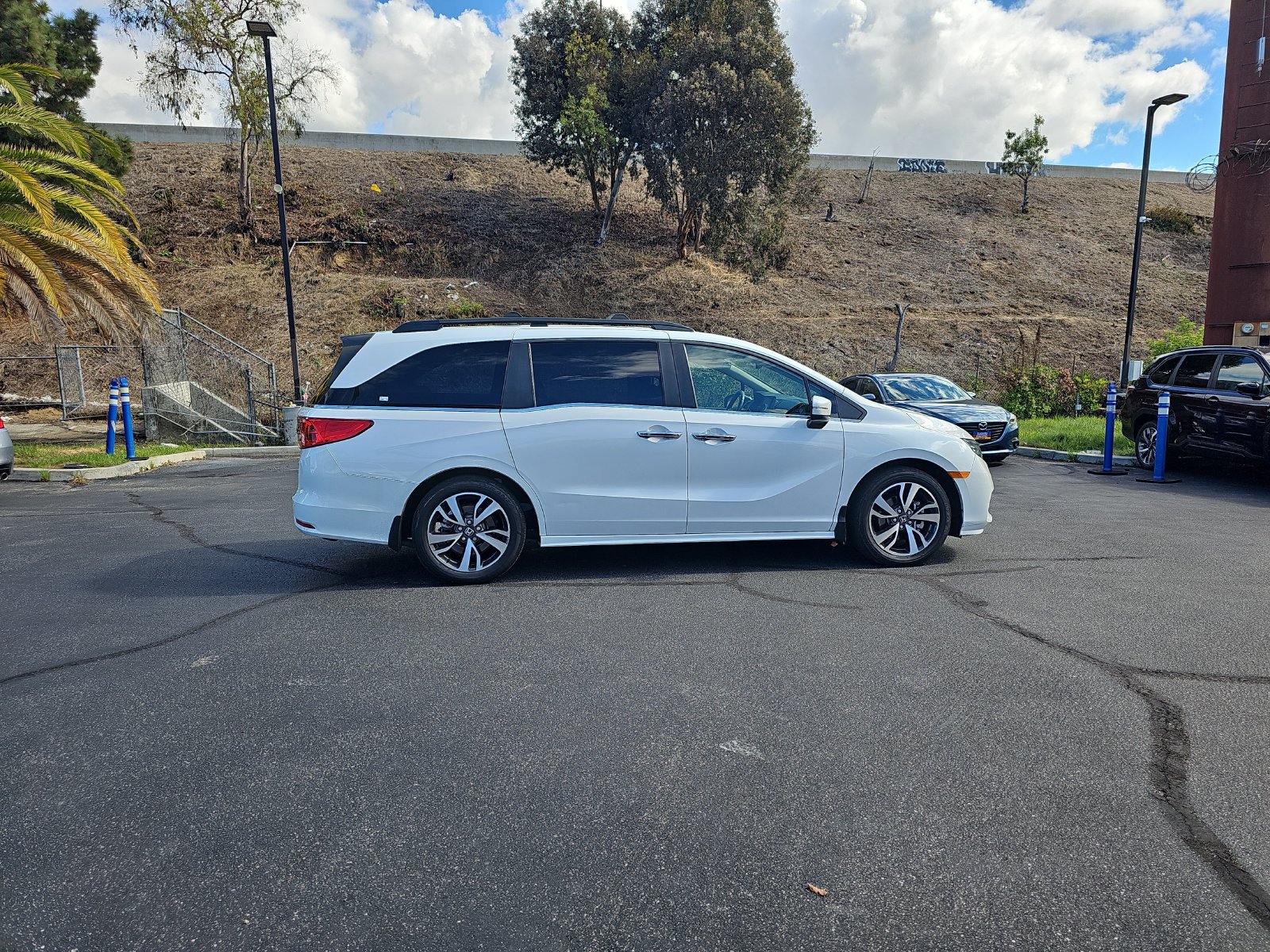 Used 2024 Honda Odyssey Touring image 8