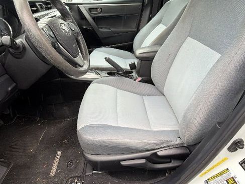 Used 2015 Toyota Corolla L FWD image 7