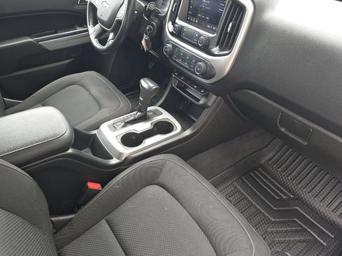 Used 2019 Chevrolet Colorado LT w/ Safety Package AWD/4WD image 15