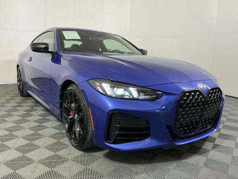 Certified 2025 BMW 430i Coupe w/ M Sport Package RWD image 4