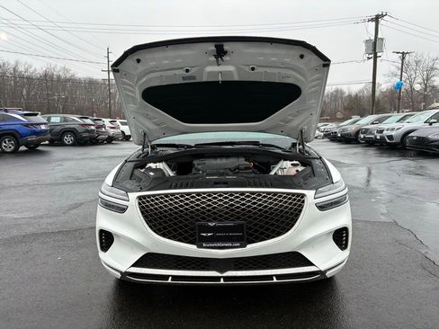 Used 2023 Genesis GV70 2.5T w/ Advanced Package image 10