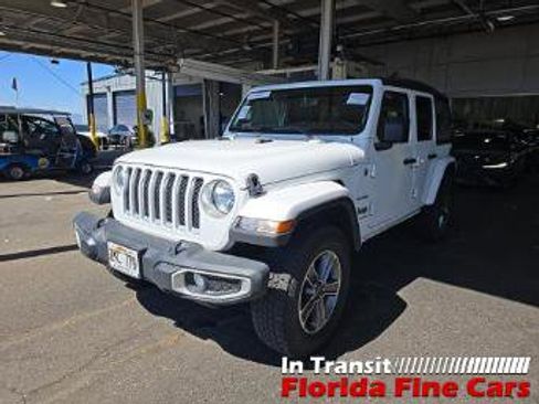 Used 2023 Jeep Wrangler Unlimited Sahara w/ Cold Weather Group AWD/4WD image 1