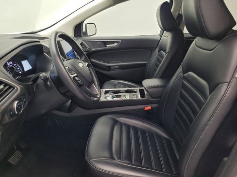 Used 2024 Ford Edge SEL image 17