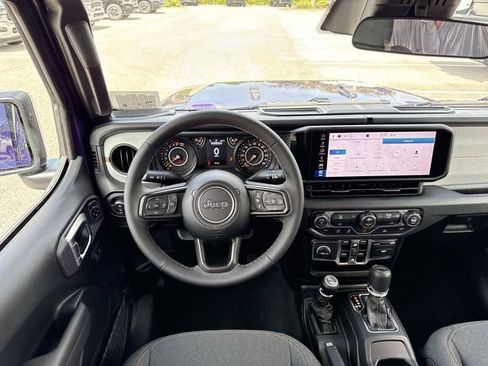 New 2026 Jeep Gladiator Sport AWD/4WD image 13