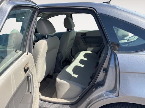 Used 2011 Ford Focus S FWD image 25