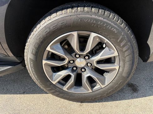 Used 2022 Chevrolet Tahoe LT AWD/4WD image 42