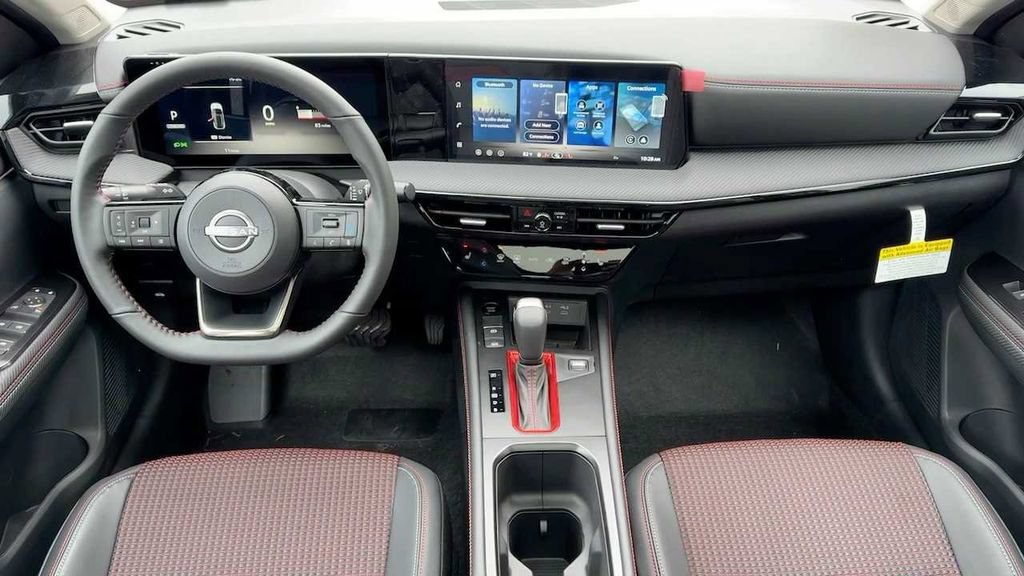Certified 2026 Nissan Kicks SR w/ SR Premium Package AWD/4WD image 12