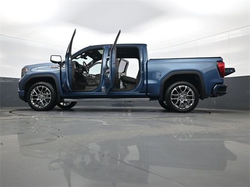 Used 2025 GMC Sierra 1500 Denali w/ Denali Reserve Package image 34