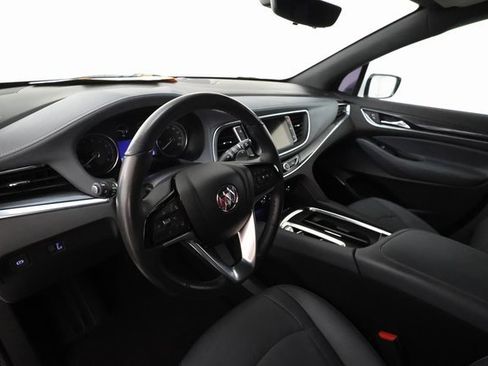 Used 2024 Buick Enclave Essence w/ Technology Package image 10