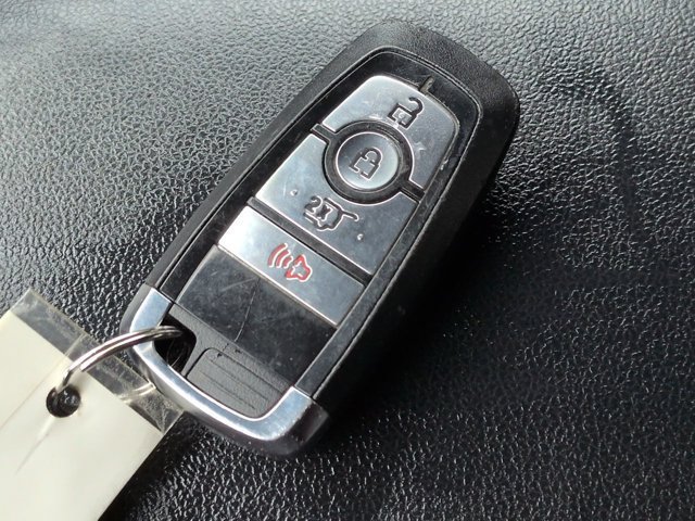 Used 2025 Ford Escape ST-Line FWD image 26