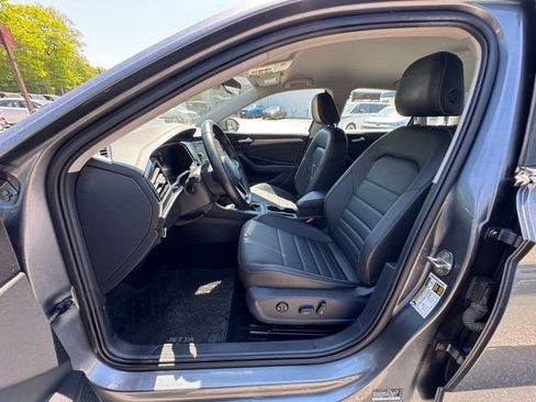 Used 2022 Volkswagen Jetta SE FWD image 27