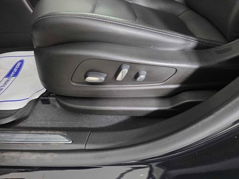 Used 2021 Cadillac XT5 Premium Luxury image 23