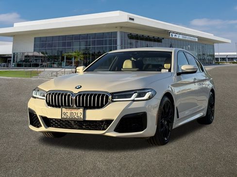 Certified 2023 BMW 540i xDrive w/ M Sport Package image 4