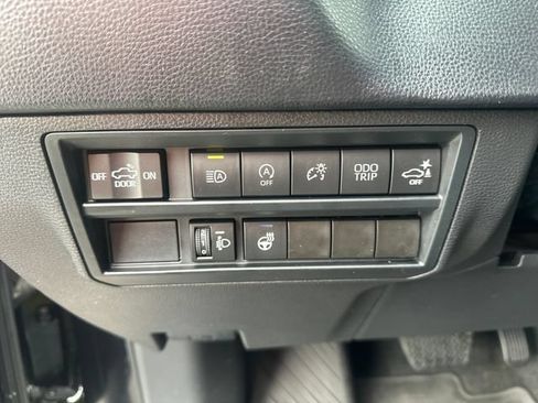 Used 2023 Toyota Tundra SR5 w/ SR5 Premium Package AWD/4WD image 17