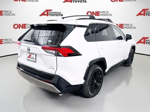 Certified 2024 Toyota RAV4 SE w/ Convenience Package AWD/4WD image 8