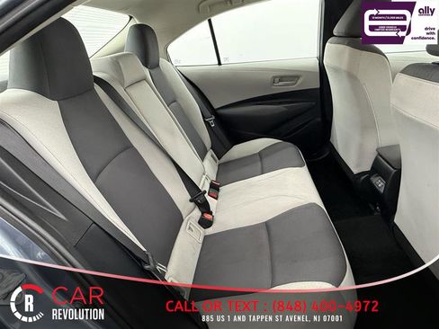 Used 2024 Toyota Corolla LE FWD image 30
