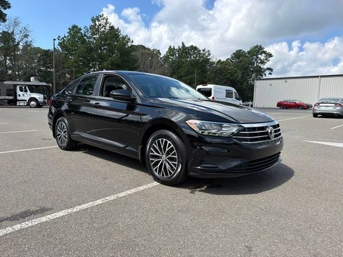 Used 2021 Volkswagen Jetta S w/ Driver Assistance Package FWD image 4