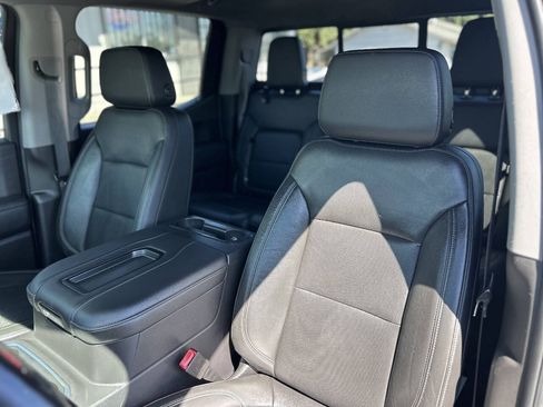 Used 2020 GMC Sierra 1500 SLT w/ SLT Premium Plus Package AWD/4WD image 17