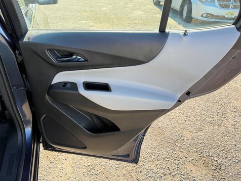 Used 2019 Chevrolet Equinox LS image 41