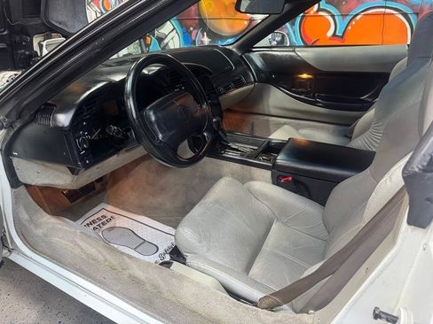 Used 1996 Chevrolet Corvette Coupe RWD image 11