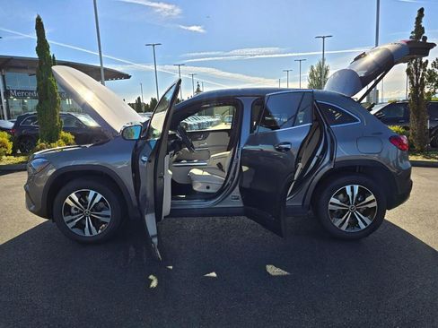 New 2026 Mercedes-Benz GLA 250 4MATIC image 12