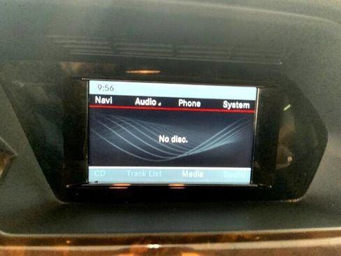 Used 2013 Mercedes-Benz GLK 350 4MATIC image 17