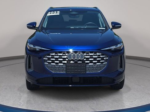Used 2025 Audi Q5 Premium w/ Convenience Package AWD/4WD image 2