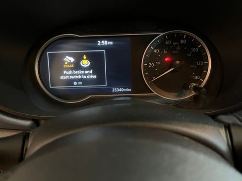 Used 2025 Nissan Versa SV FWD image 39