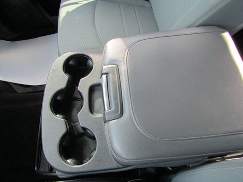 Used 2014 RAM 1500 Express image 14