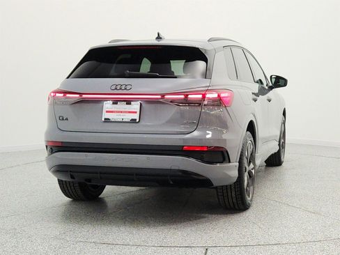 Used 2024 Audi Q4 e-tron Premium Plus w/ Premium Plus AWD/4WD image 6