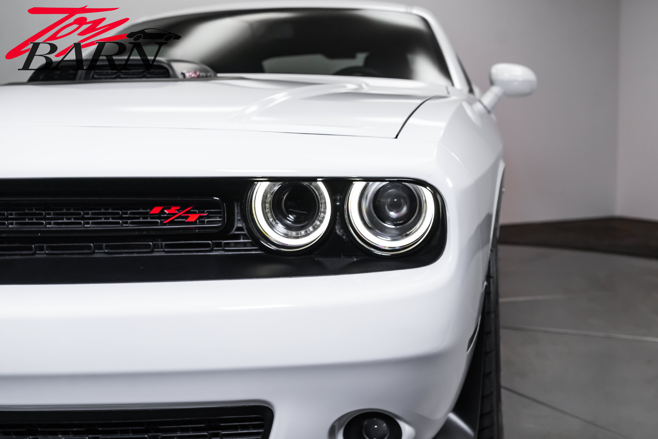 Used 2018 Dodge Challenger R/T Scat Pack RWD image 11