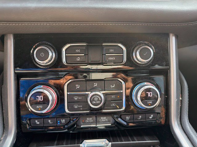 Used 2022 GMC Yukon XL Denali AWD/4WD image 38