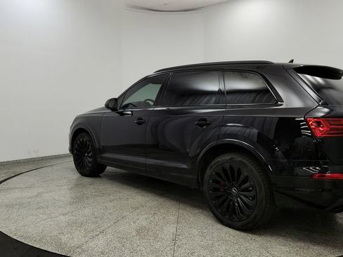 Used 2018 Audi Q7 3.0T Prestige w/ Prestige Package AWD/4WD image 3