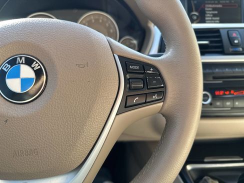 Used 2012 BMW 328i Sedan w/ Premium Pkg image 32