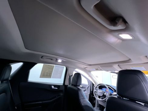 Used 2020 Ford Escape SE Sport AWD/4WD image 42