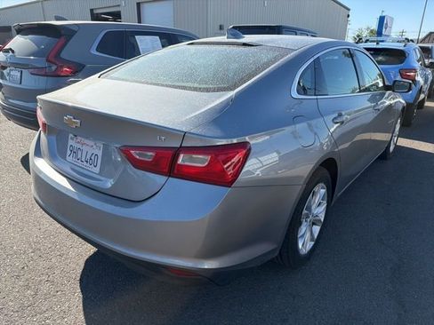 Used 2023 Chevrolet Malibu LT image 2