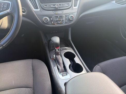 Used 2022 Chevrolet Malibu RS w/ LPO, Convenience Package 1 image 16