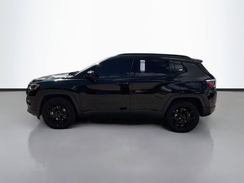 Used 2024 Jeep Compass Latitude w/ Altitude Special Edition image 6